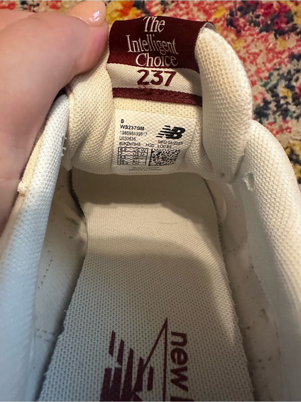New Balance 237 size 8.5 - Picture 8 of 9